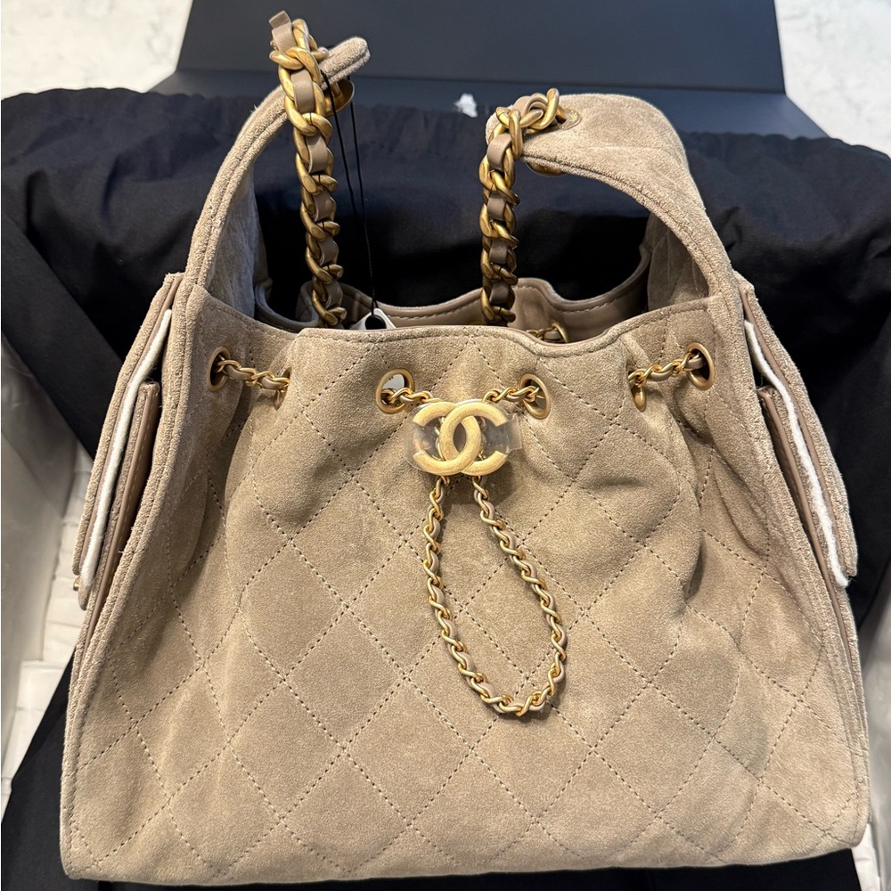CHANEL Runway 25 Gray Suede GORGEOUS!